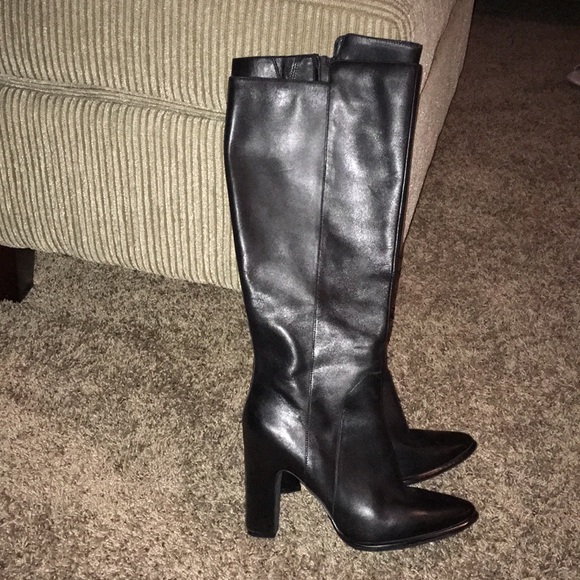 Kenneth Cole black leather knee high boots - Picture 7 of 7
